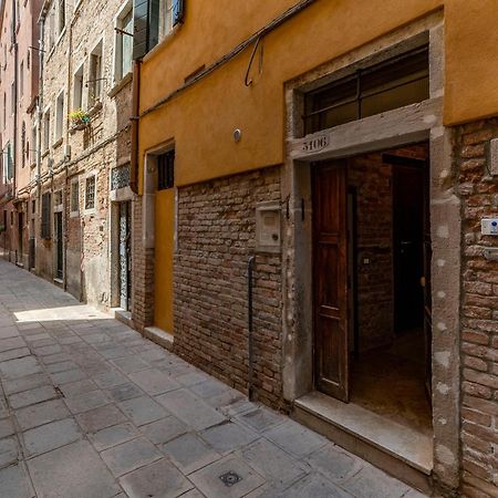 Ca Dei Zoti3 With Luggage Room Venesia Bagian luar foto