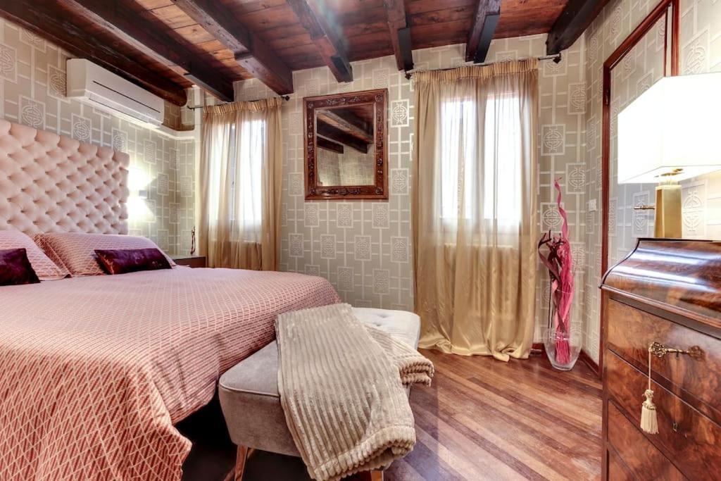 Ca Dei Zoti3 With Luggage Room Venesia Bagian luar foto