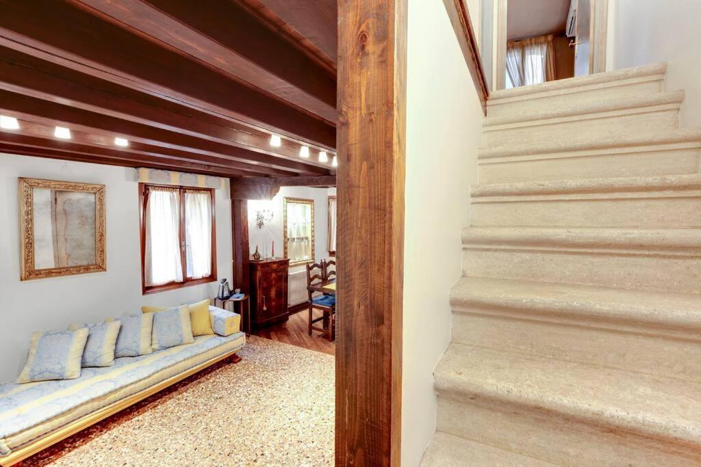 Ca Dei Zoti3 With Luggage Room Venesia Bagian luar foto